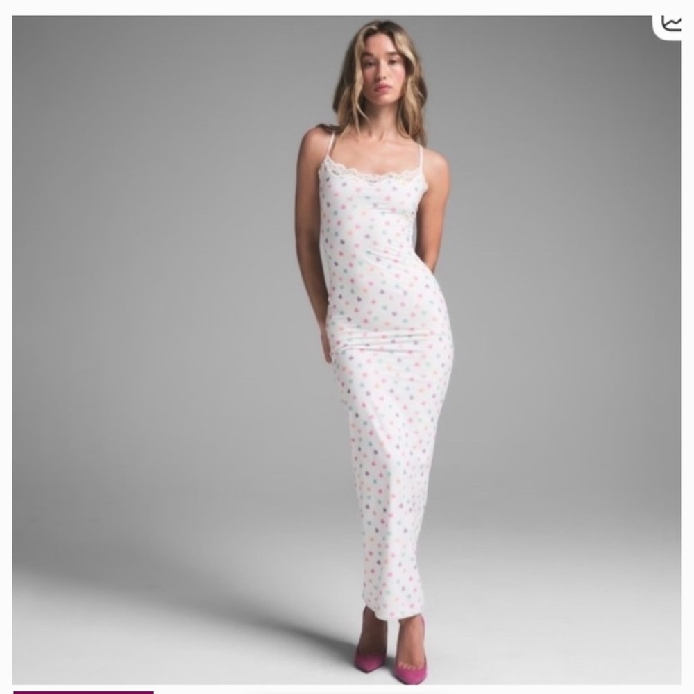 Skims FITS EVERYBODY LACE LONG SLIP DRESS | MARBLE CANDY HEART PRINT - MARBLE CA